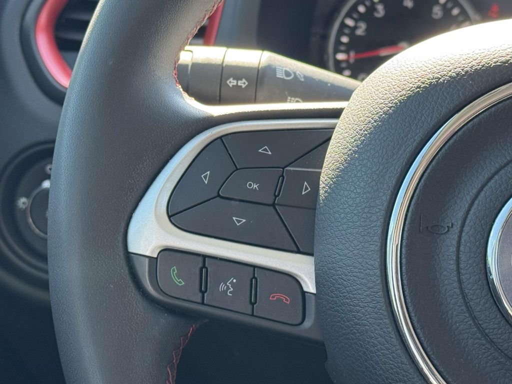 Used 2023 White Jeep Trailhawk image 23