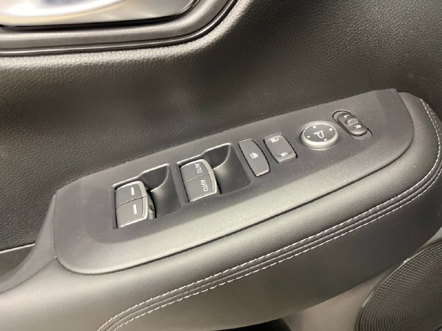 New 2027 Gray Honda EX-L image 13