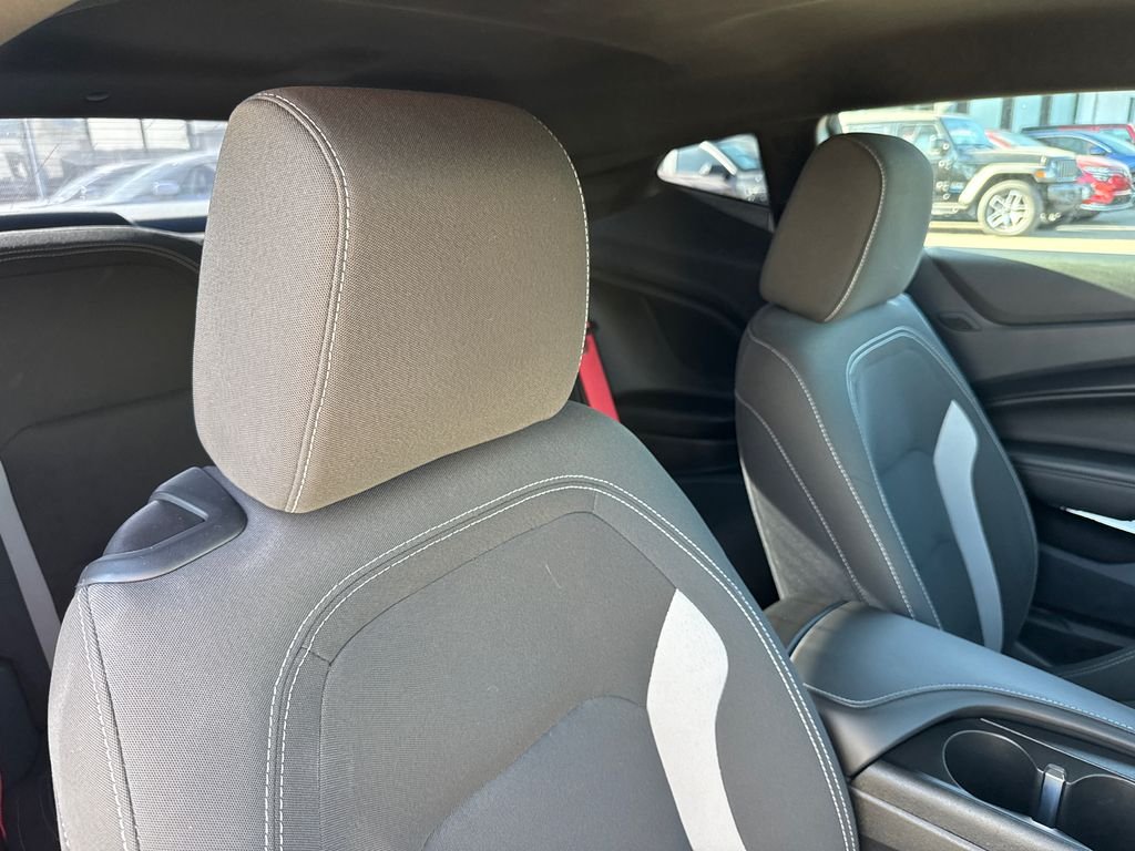 Used 2023 White Chevrolet 1LT image 14