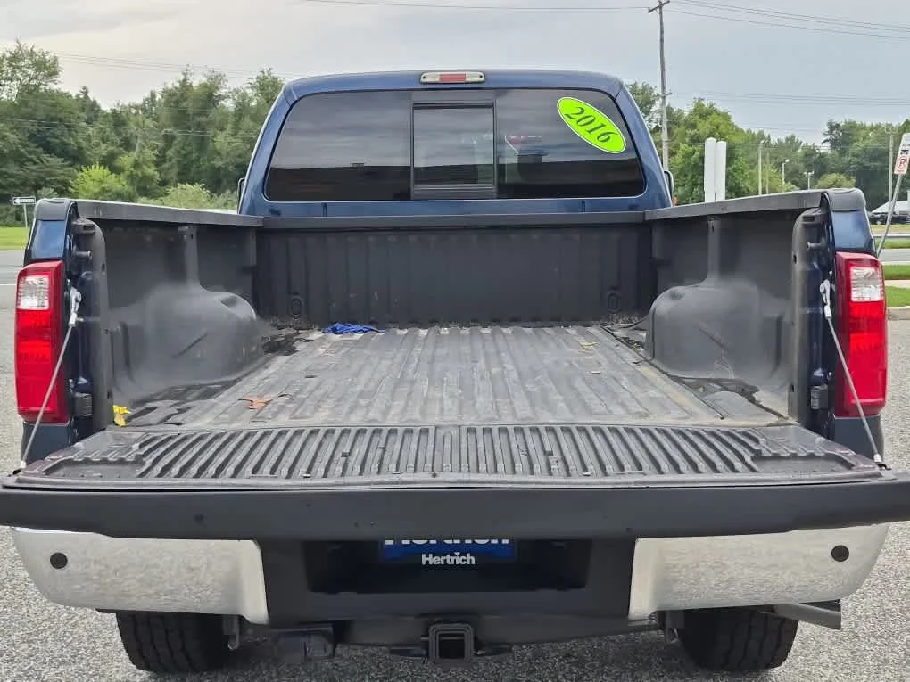 Used 2016 Blue Jeans Metallic Ford XLT image 18