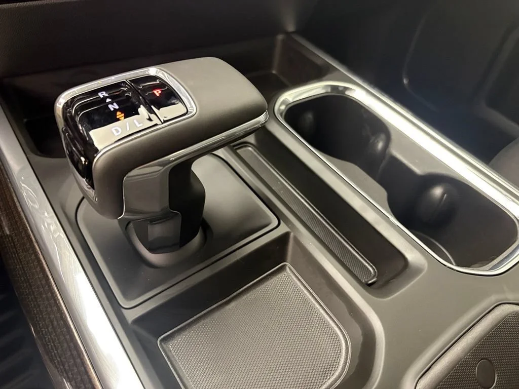 New 2026 Summit White Chevrolet LT image 36