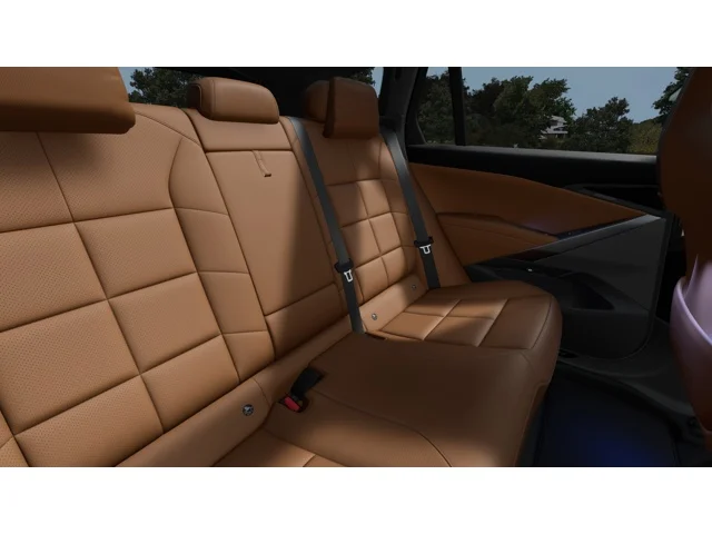 New 2027 Tanzanite Blue II Metallic BMW 40 xDrive image 12