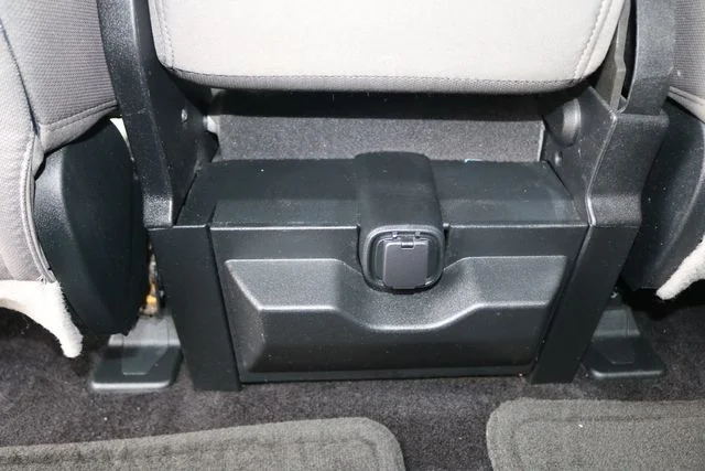 Used 2015 Oxford White Ford XLT image 41