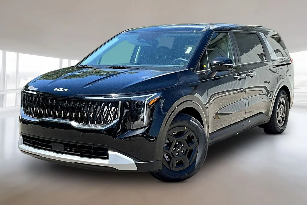 New 2026 Aurora Black Pearl Kia LXS image 1