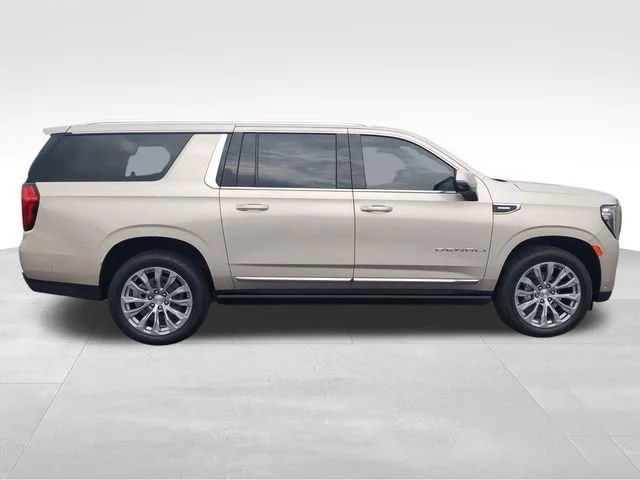 Used 2024 Pearl Beige Metallic GMC Denali image 7
