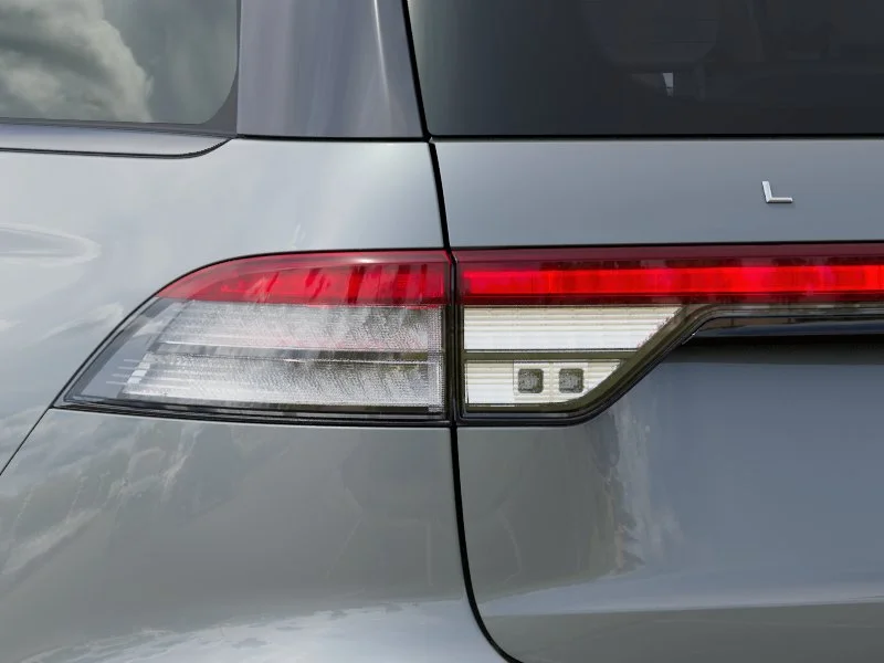 New 2027 Avalanche Gray Clearcoat Lincoln Reserve image 21