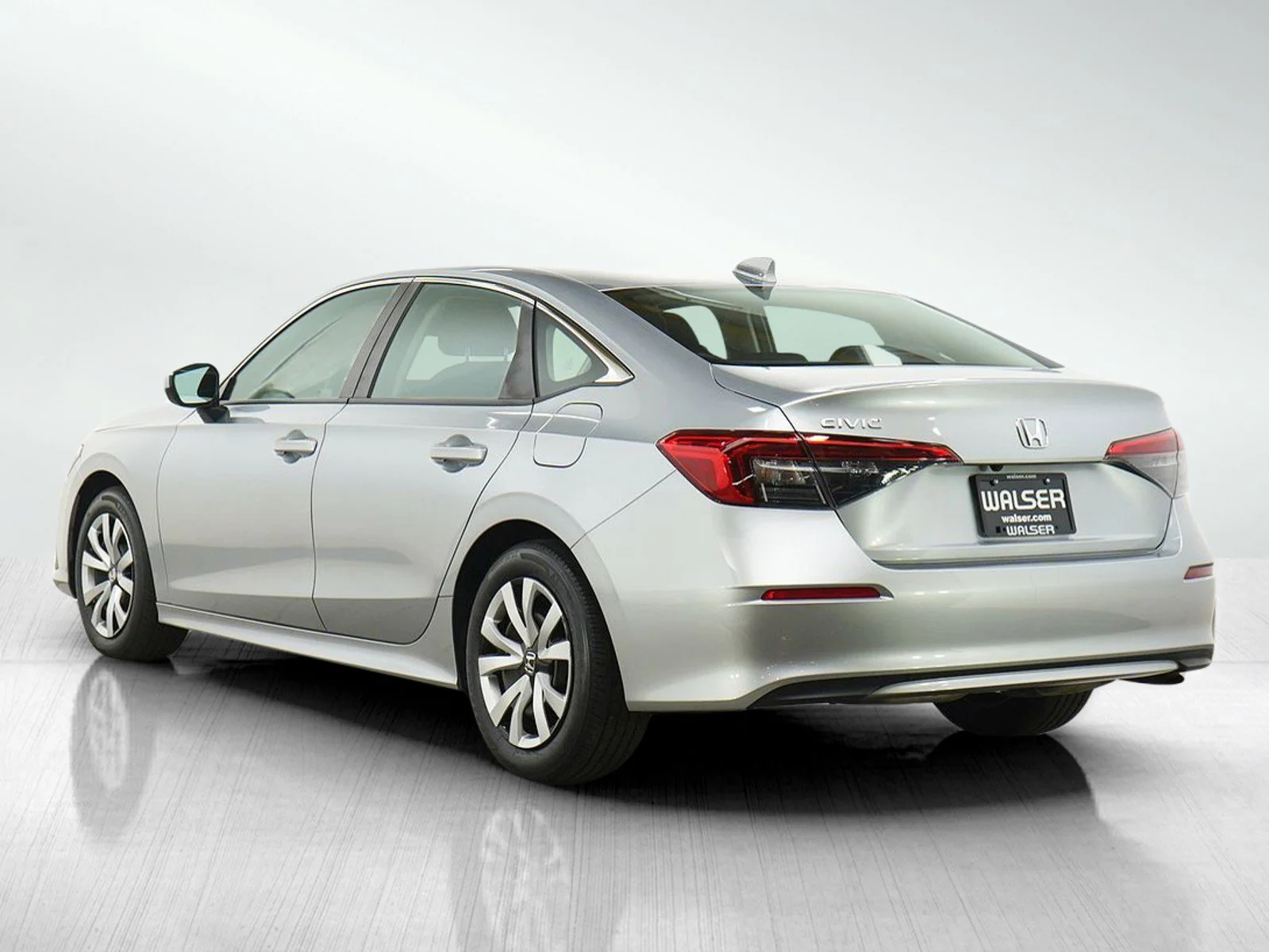 Used 2023 Lunar Silver Metallic Honda 4D SEDAN 2.0L LX AUTO image 3