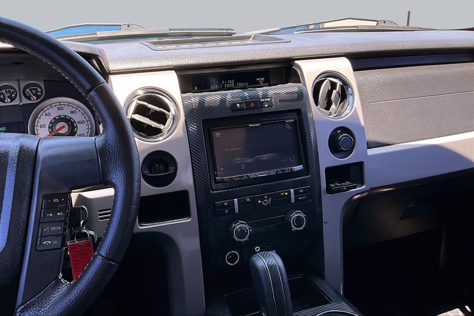 Used 2010 Tuxedo Black Ford XLT image 6