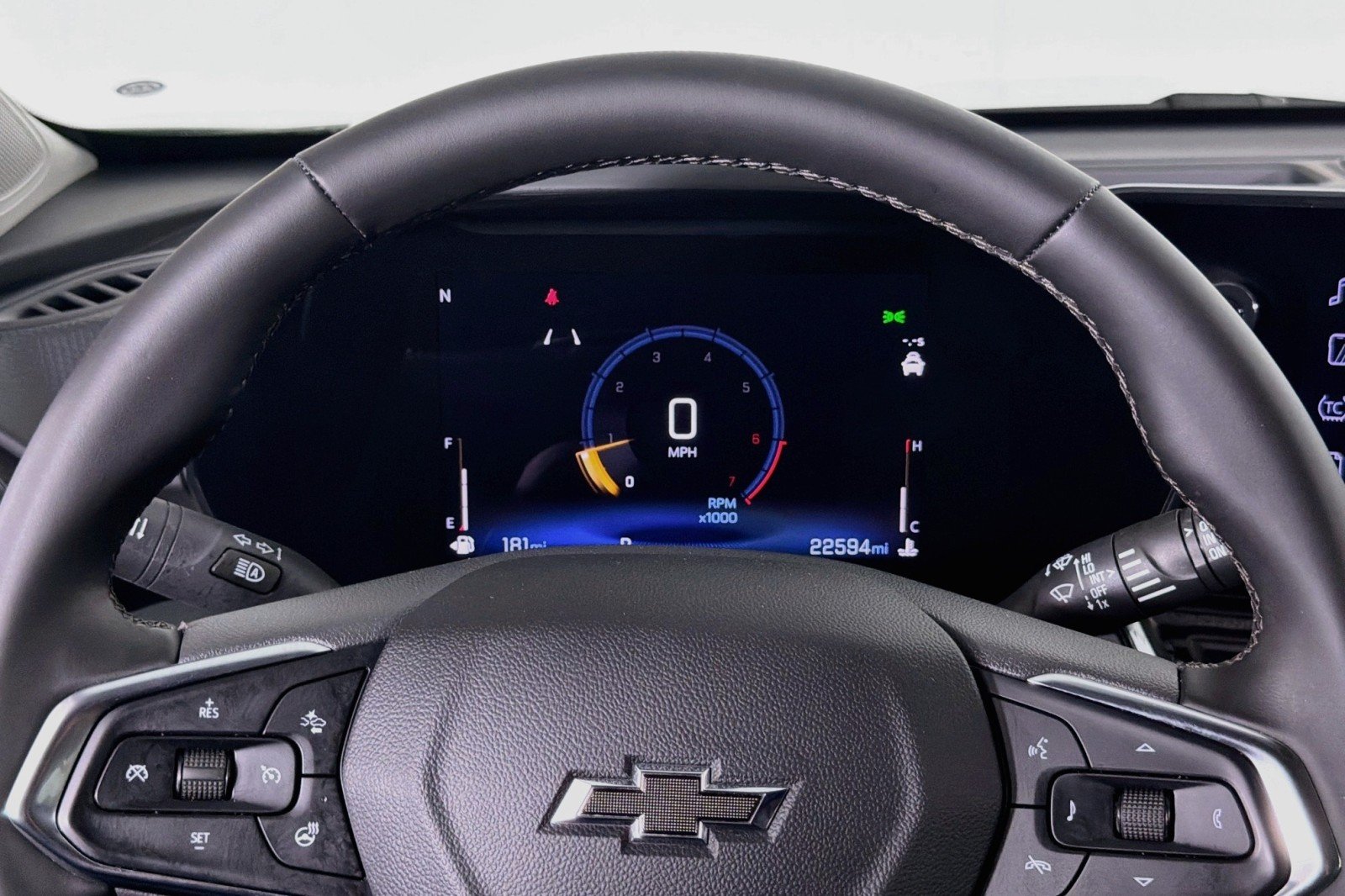 Used 2025 Cacti Green Chevrolet ACTIV image 19