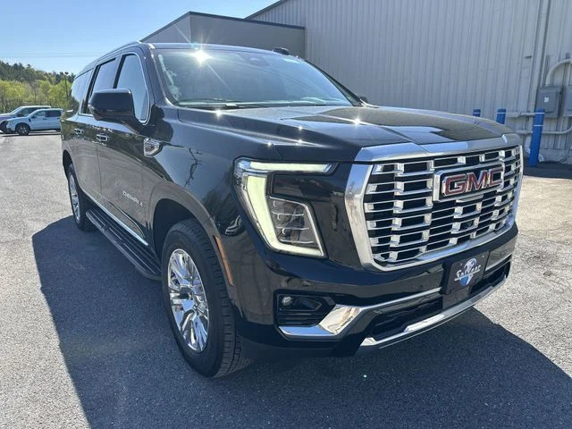 2025 GMC Yukon XL Denali - Photo 11