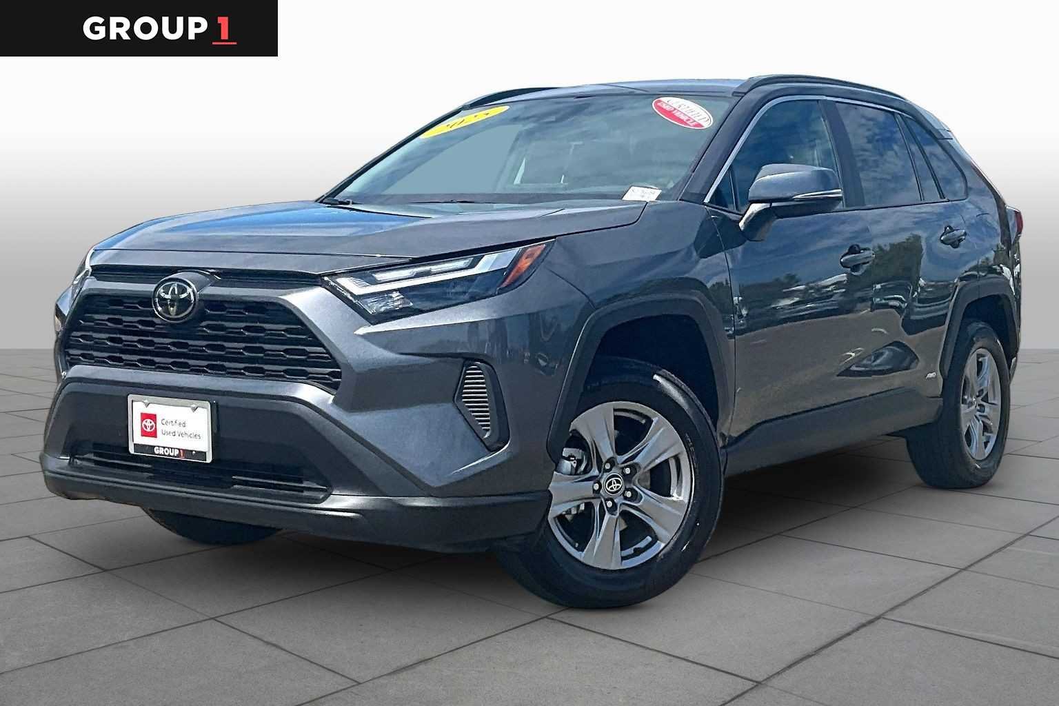 2025 Toyota RAV4 Hybrid XLE