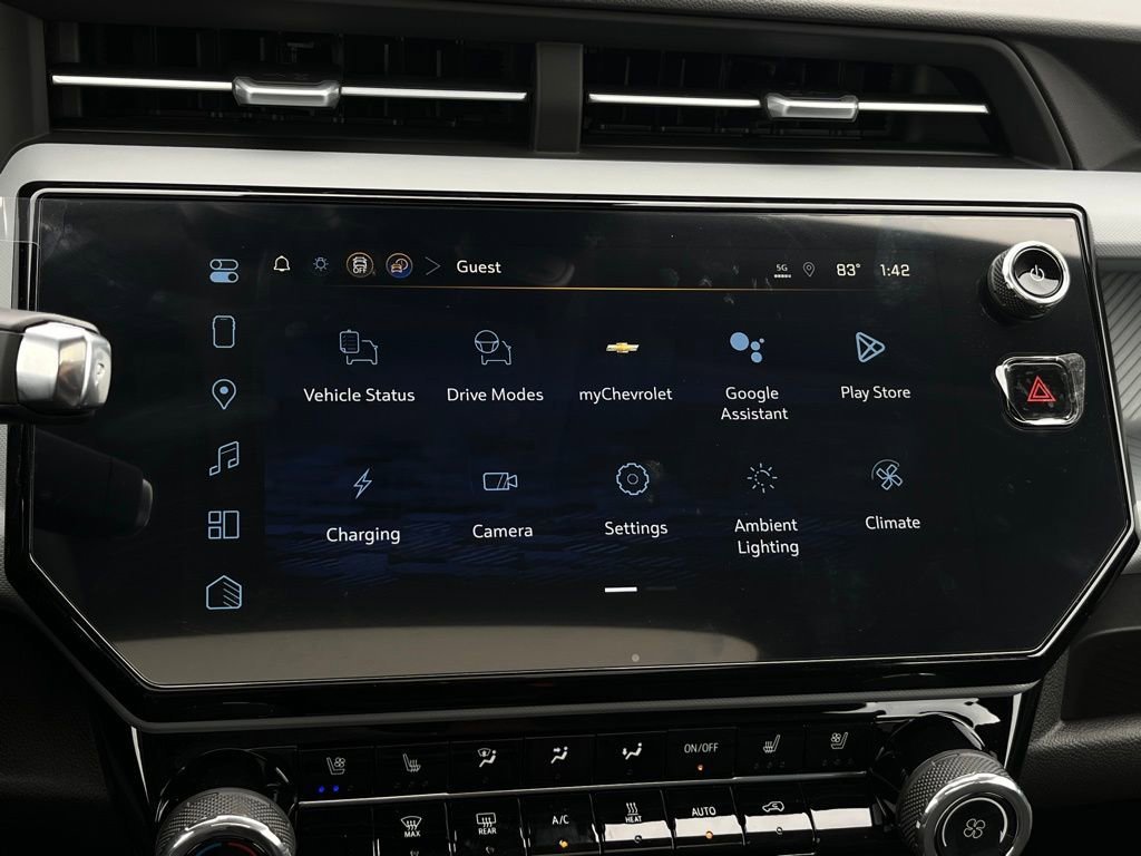 2027 Chevrolet Bolt RS - Photo 27