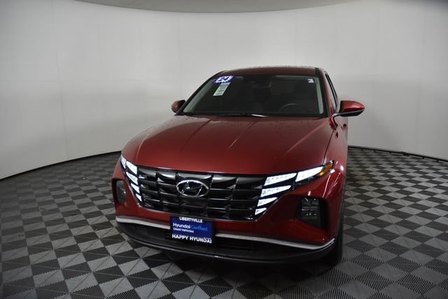 Certified Used 2024 Red Hyundai SE image 3