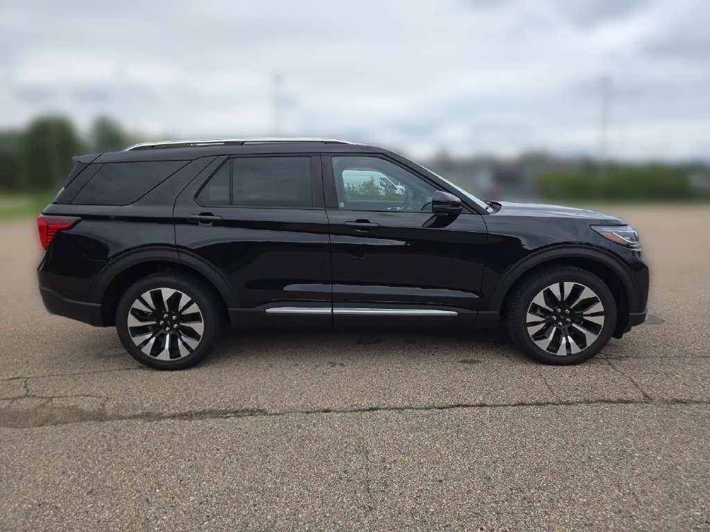 New 2026 Agate Black Metallic Ford Platinum™ image 14
