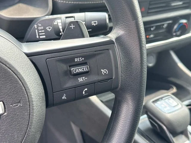 Used 2024 Gray Nissan S image 27