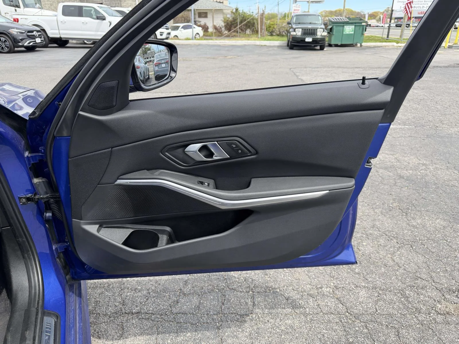 2026 BMW 3 Series 330i - Photo 13