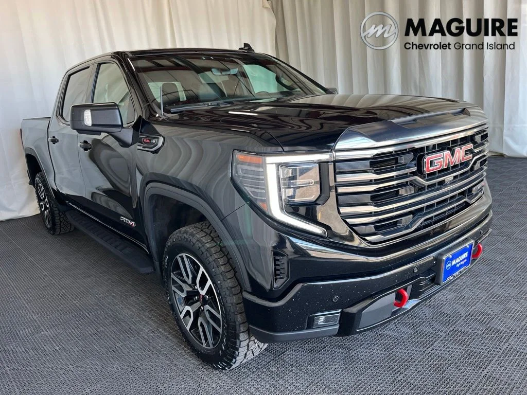 Used 2024 Black GMC AT4 image 29