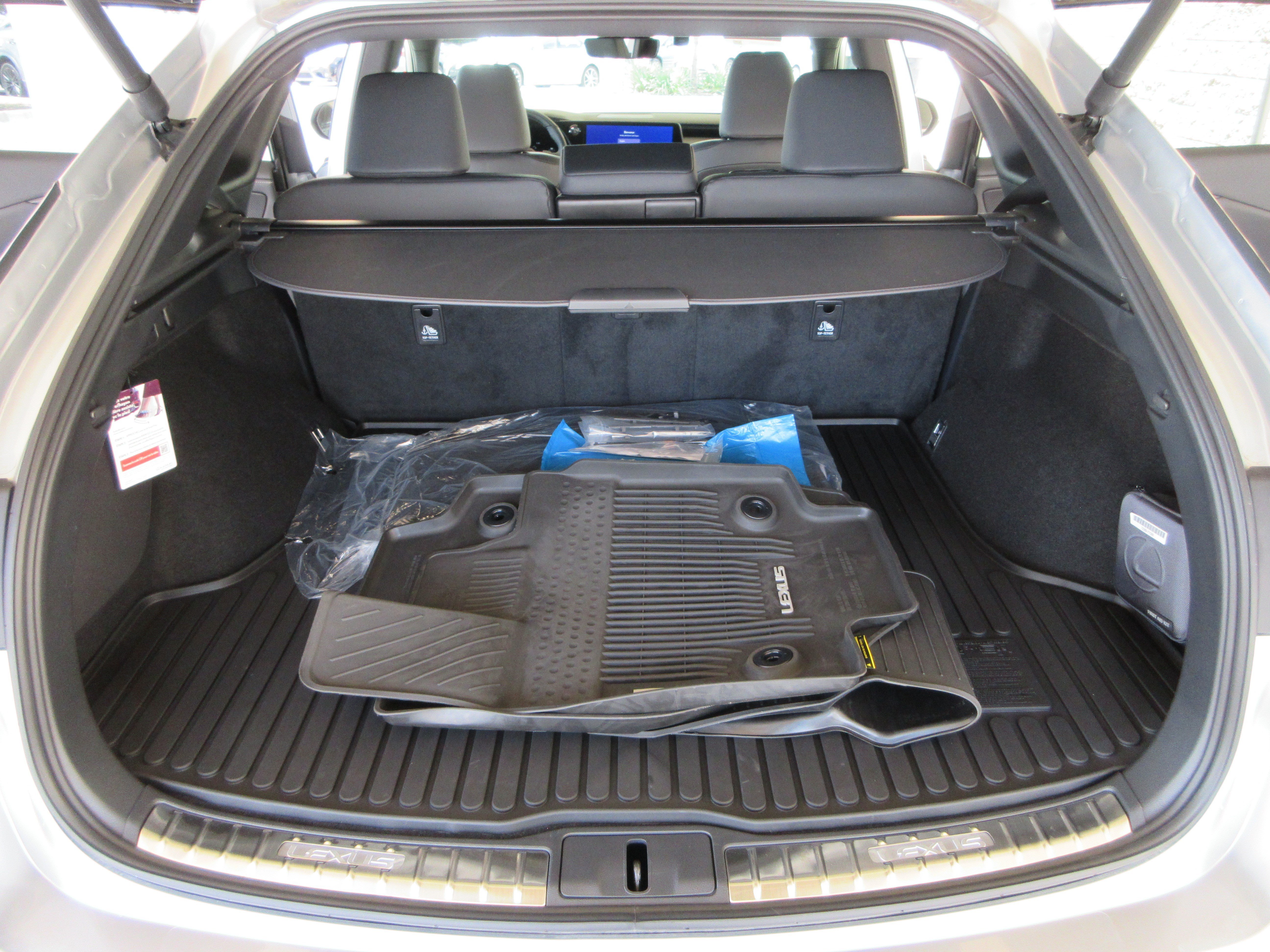 Certified Used 2025 IRIDIUM Lexus 350h Premium image 51