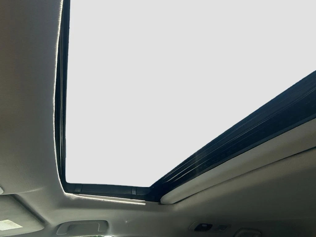 Used 2025  Honda EX-L image 24