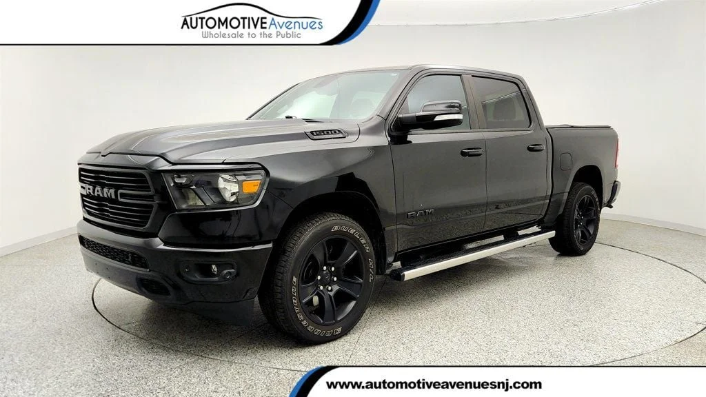 2020 RAM 1500 Big Horn/Lone Star 4x4 Crew Cab 5'7's photo