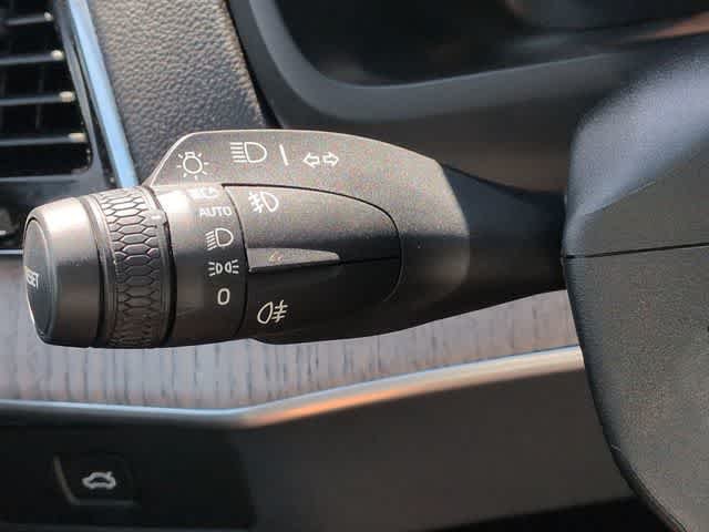 Used 2023 Gray Volvo Ultimate image 28