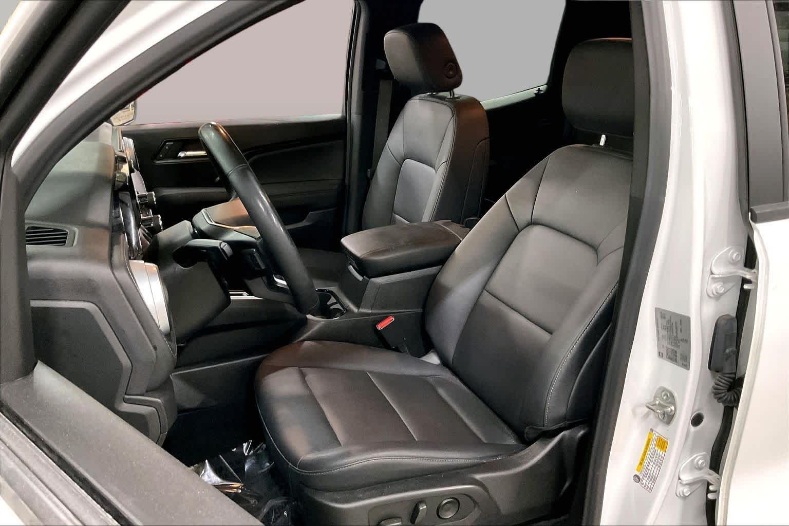 2024 Chevrolet Colorado LT - Photo 24