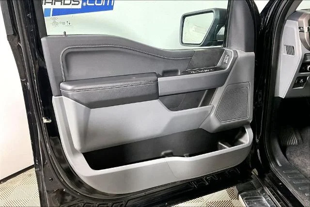 Certified Used 2025 Black Metallic Ford XLT image 44