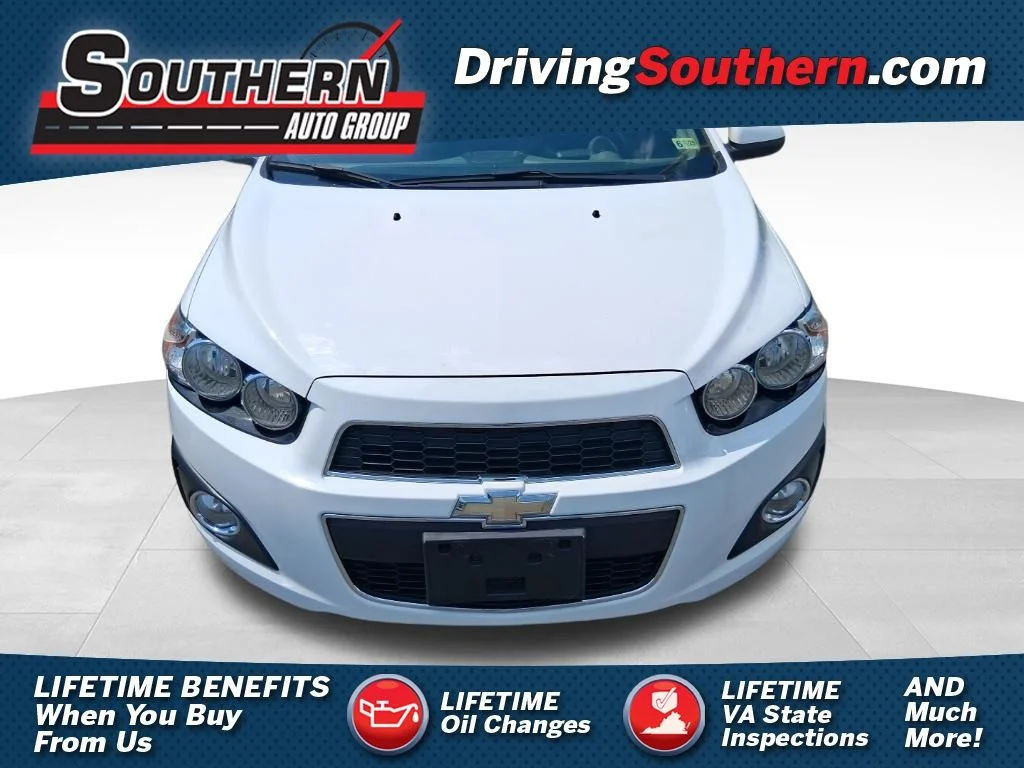 Used 2014 White Chevrolet LTZ image 1