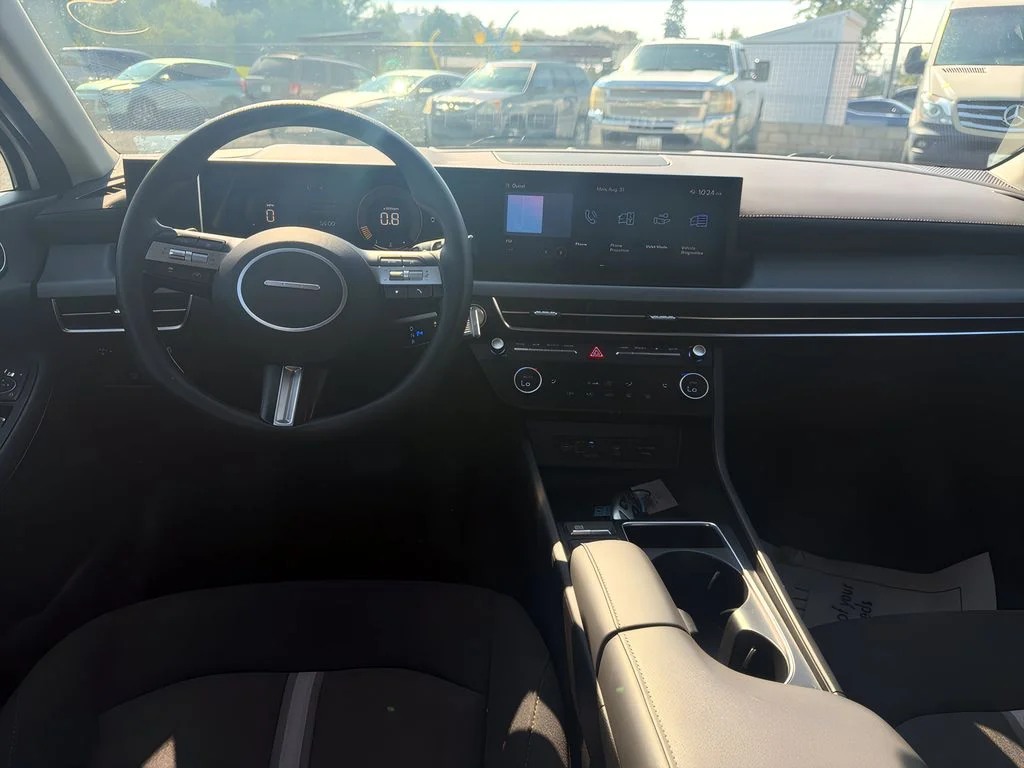 2025 Hyundai Sonata SEL - Photo 6