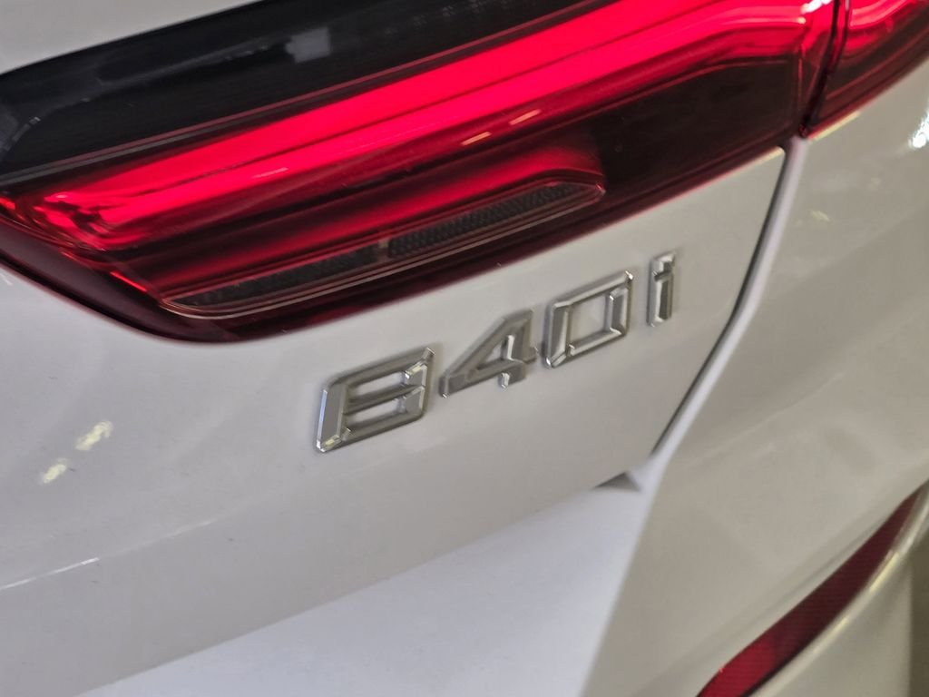 2026 BMW 8 Series 840i - Photo 6