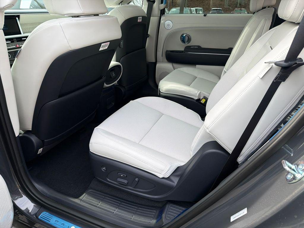 New 2026 Gray Hyundai Calligraphy FWD image 21