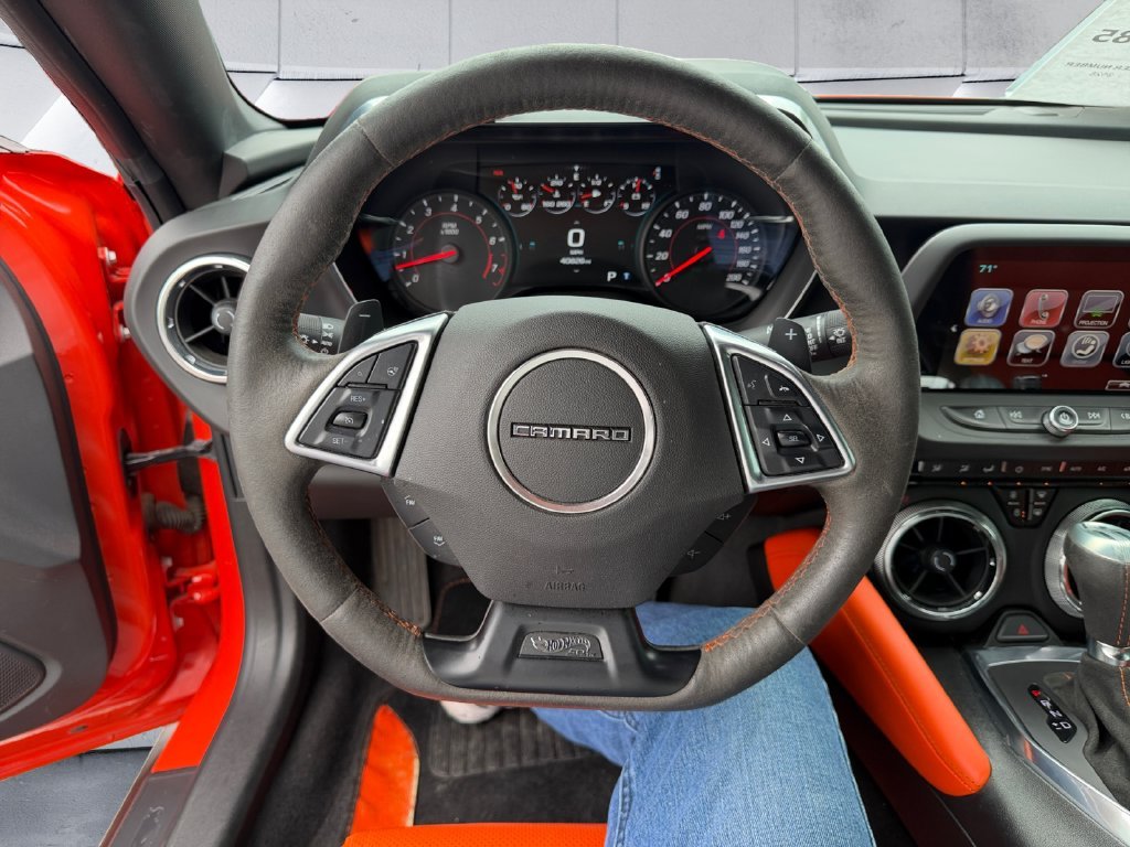 Used 2018 Orange Chevrolet SS image 9