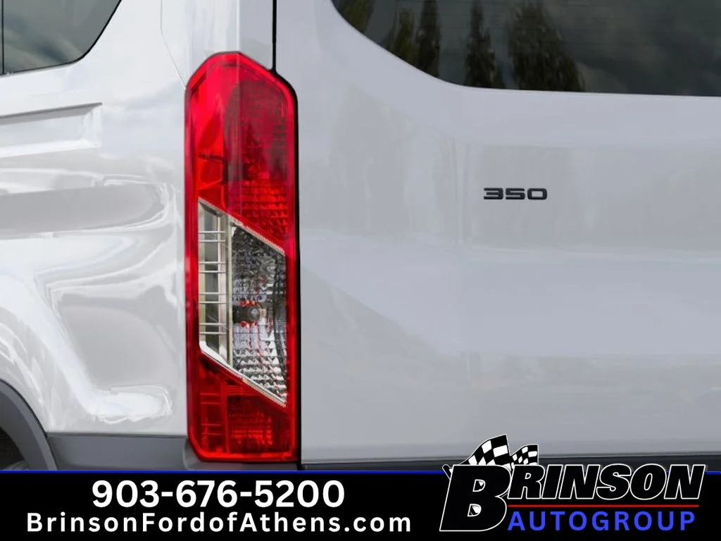 New 2027 Oxford White Ford Passenger Van XL image 21