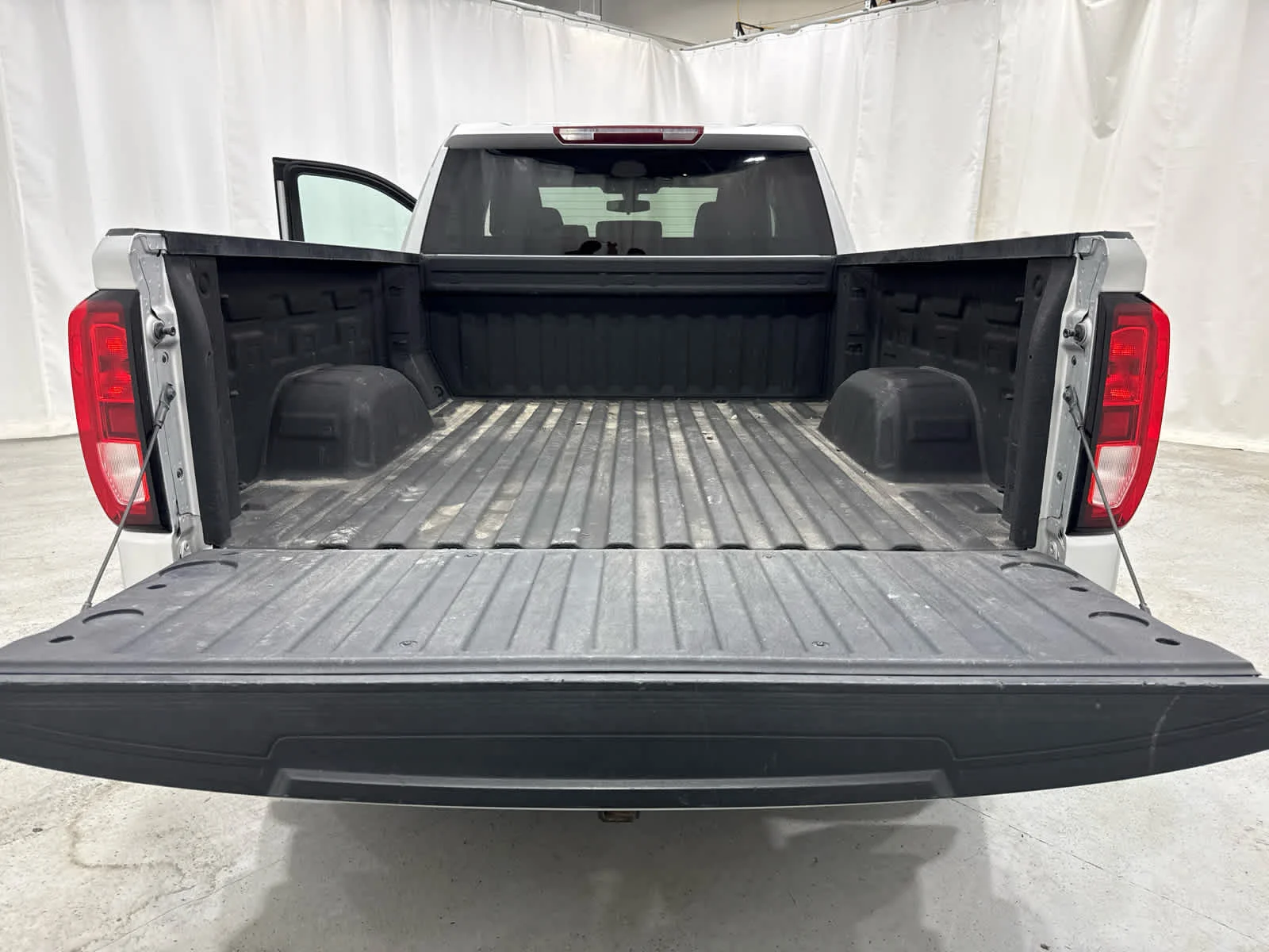 Certified Used 2020 QUICKSILVER METALLIC GMC Elevation image 14