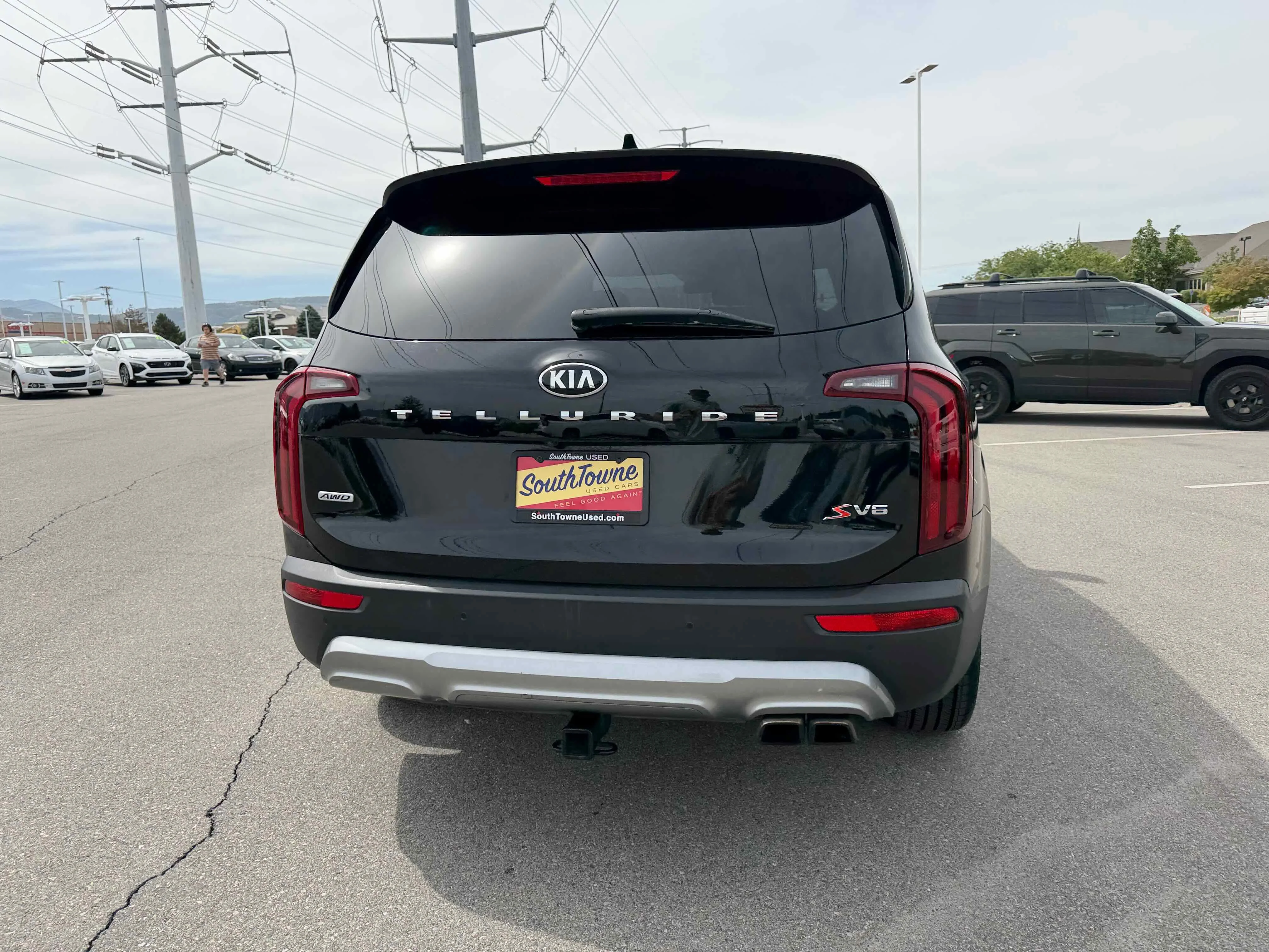 Used 2021 Ebony Black Kia S image 6