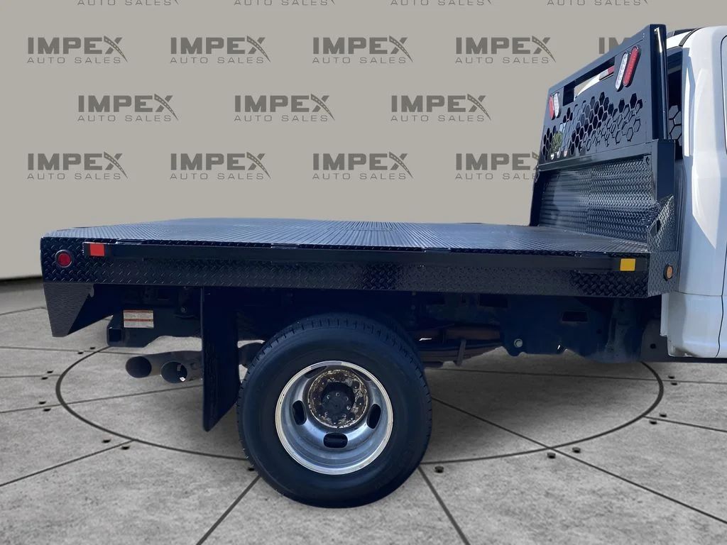 Used 2022 White Ford XL image 53