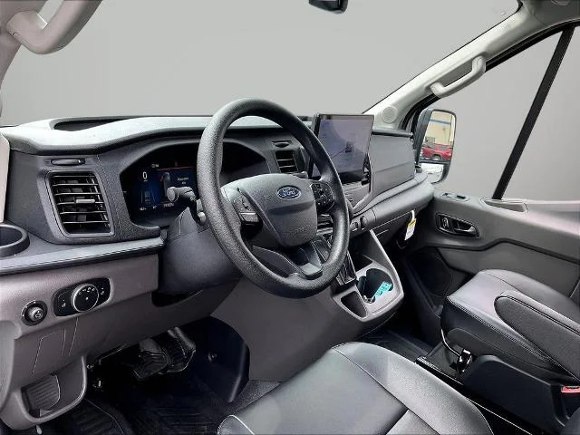 New 2026 Oxford White Ford Cargo Van image 41