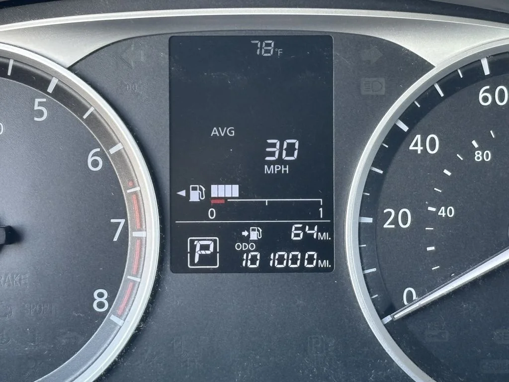 Used 2020 Black Nissan S image 32