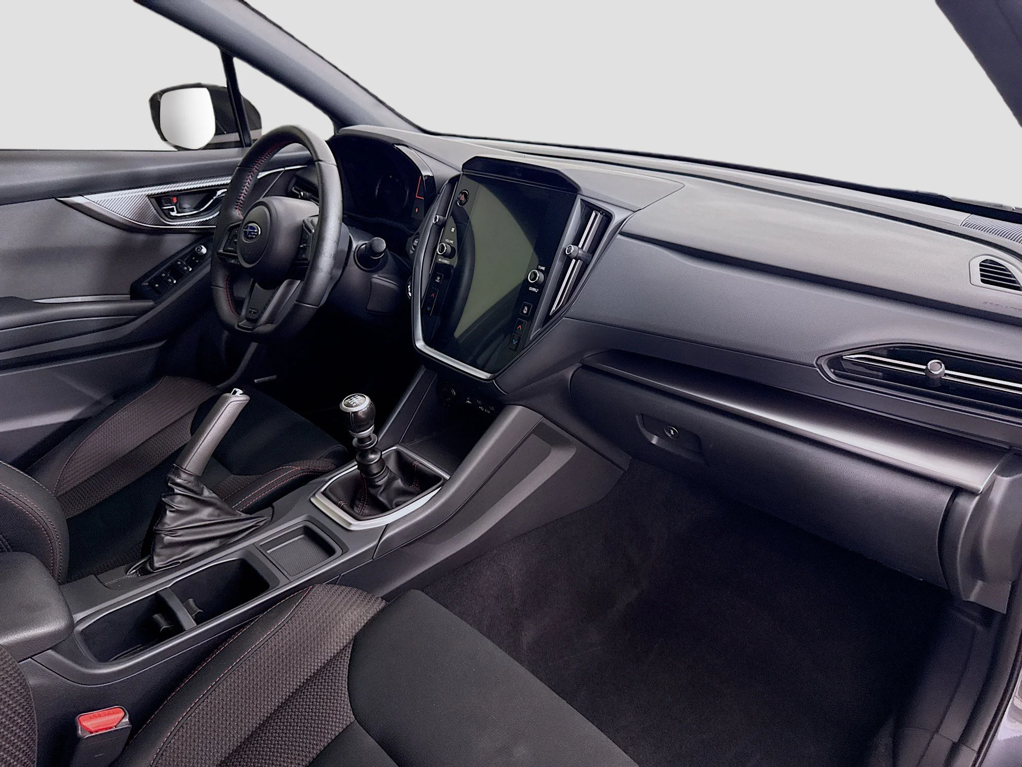Used 2023  Subaru Premium image 30