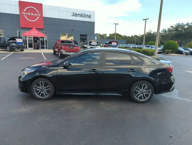Used 2022 Black Kia GT-Line image 11