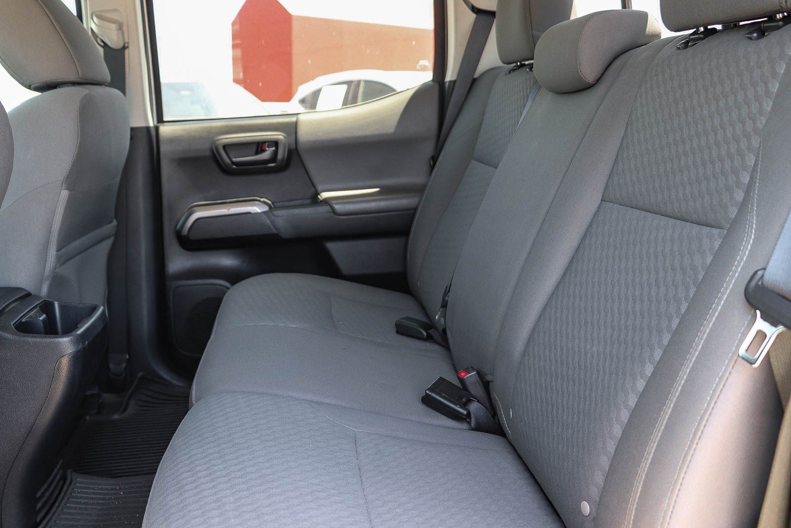 Used 2020 Super White Toyota SR5 image 17