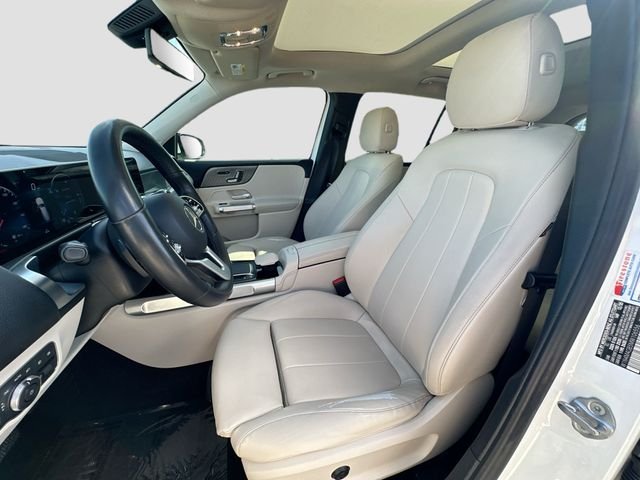 Used 2021 White Mercedes-Benz GLB 250 image 20
