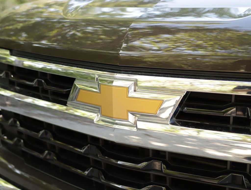 Used 2023 Harvest Bronze Metallic Chevrolet LT (2FL) image 33