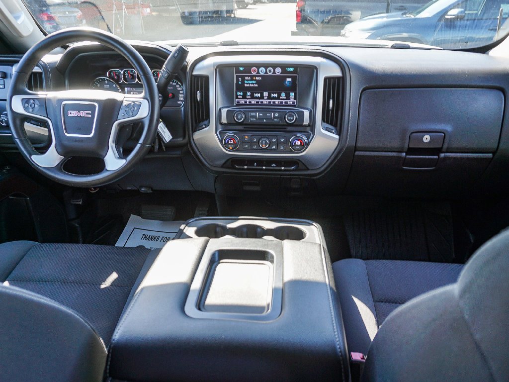 Used 2017 White GMC SLE image 14