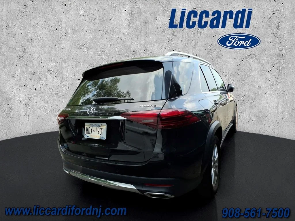Used 2024 Black Mercedes-Benz GLE 450e image 4