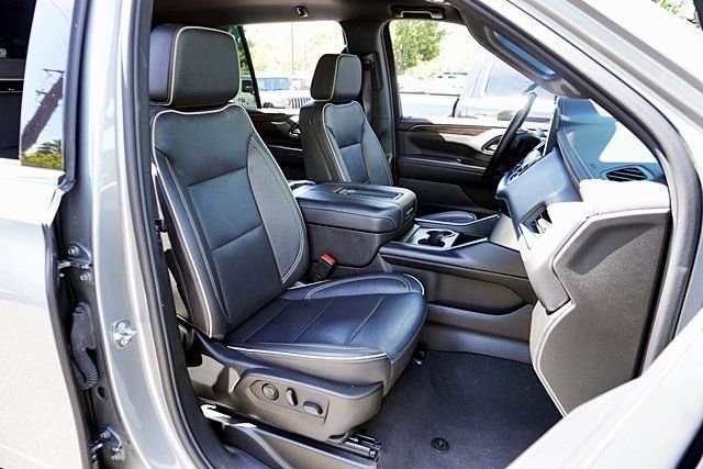 Used 2024 Gray Chevrolet Premier image 11