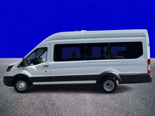 New 2027 Oxford White Ford Passenger Van XL image 6