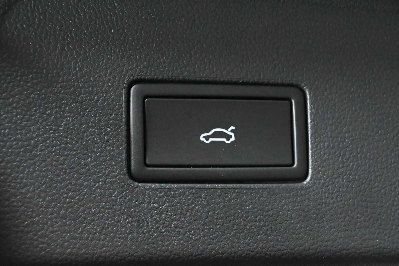 New 2026 Avocado Green Pearl Volkswagen 2.0T Peak Edition image 10
