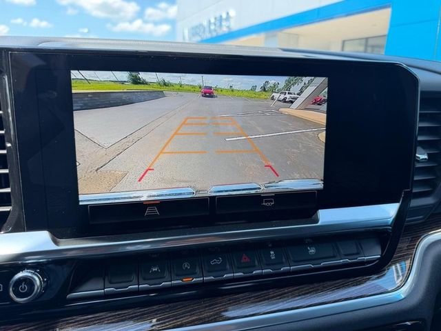 New 2026 Onyx Black GMC Elevation image 20