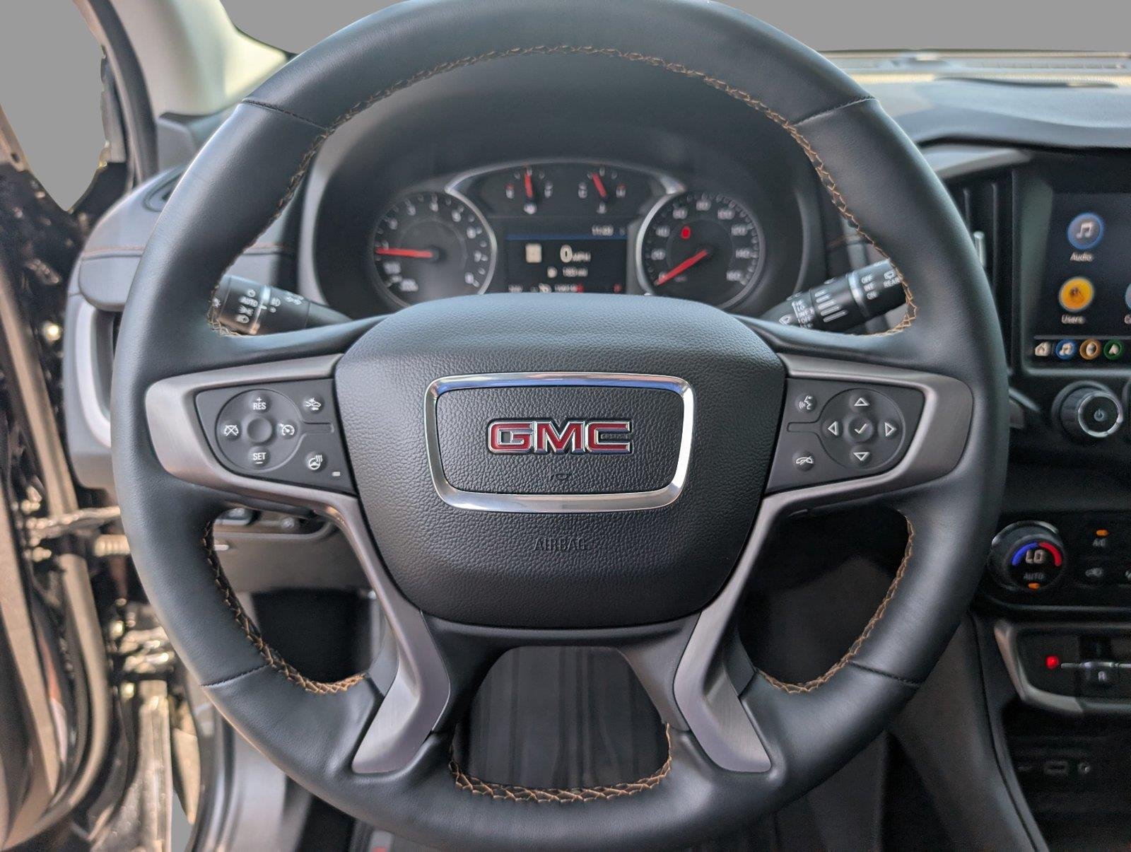 Used 2023 EBONY TWILIGHT METALLIC GMC AT4 image 24